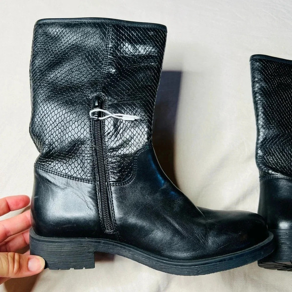 Geox Women's Rawelle Biker Boots Black Snakeskin Embossed Leather Size 36 US 6 - Picture 3 of 9
